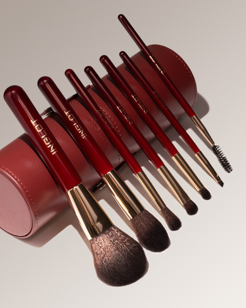 Limitowana kolekcja świąteczna INGLOT Beauty Moment — piękno, którym warto się dzielić